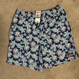 NWT Boys Vineyard Vines Factory  Swim Trunks Size Large